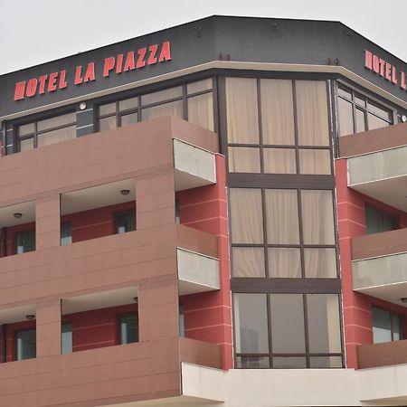 La Piazza Primorsko Rooms & Apartments Exteriör bild