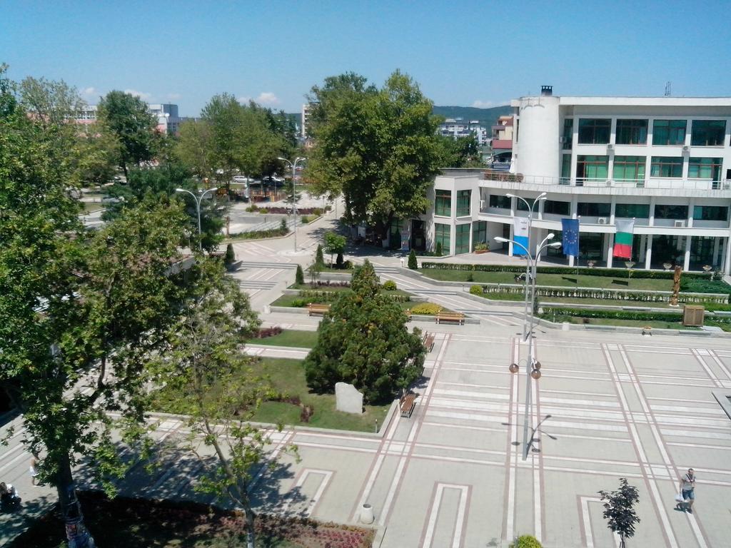 La Piazza Primorsko Rooms & Apartments Exteriör bild