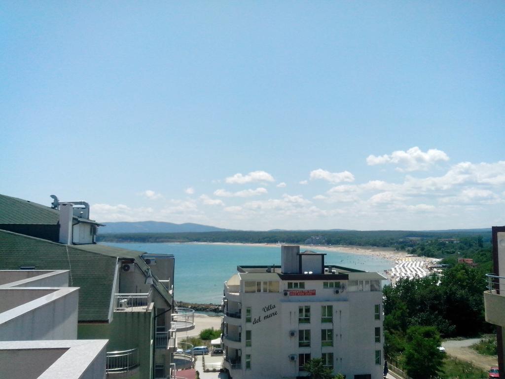 La Piazza Primorsko Rooms & Apartments Rum bild